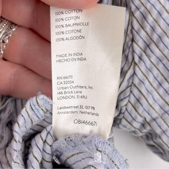 Free People We The Free Annabelle Button front Blue Striped Blouse Size L Boho - Picture 9 of 13